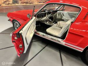 Image 14/34 of Ford Mustang 289 (1966)