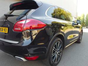 Image 22/96 of Porsche Cayenne S Diesel (2013)