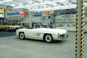 Bild 29/50 von Mercedes-Benz 300 SL Roadster (1959)