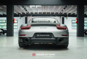 Imagen 8/25 de Porsche 911 GT2 RS (2018)