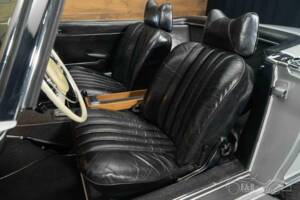 Image 9/19 de Mercedes-Benz 280 SL (1968)