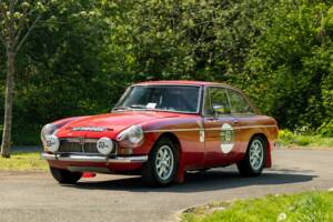 Image 7/50 of MG MGB GT (1970)