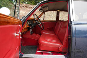 Image 4/50 of Jaguar Mk II 3.4 (1966)