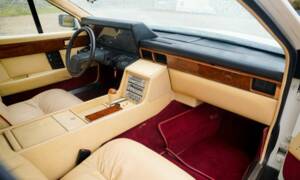 Image 8/28 of Aston Martin Lagonda (1982)
