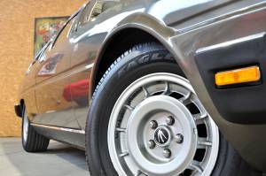 Image 2/60 de Maserati Quattroporte 4900 (1982)