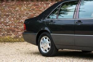 Bild 49/50 von Mercedes-Benz 400 SE (1991)
