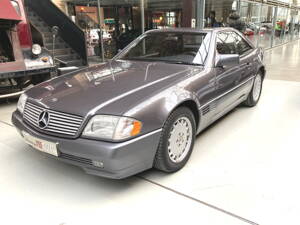 Image 3/49 de Mercedes-Benz SL 280 (1995)