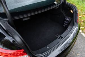 Bild 40/44 von Mercedes-Benz E 500 (2010)