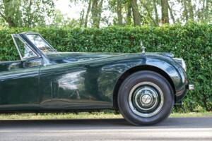 Image 8/50 of Jaguar XK 120 DHC (1953)
