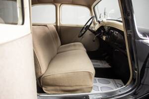 Immagine 12/35 di Citroën Traction Avant 11 légère (1955)