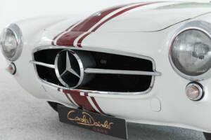Image 19/40 of Mercedes-Benz 190 SL (1955)
