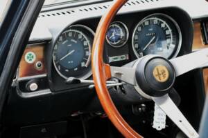Image 13/50 of Alfa Romeo Giulia Nuova Super 1600 (1978)