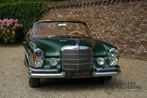 Image 48/50 of Mercedes-Benz 220 SE b (1964)