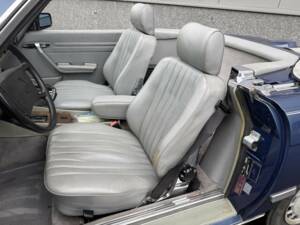 Image 19/46 de Mercedes-Benz 560 SL (1986)