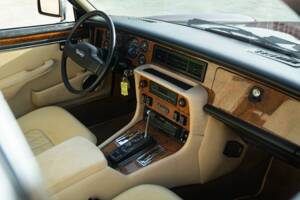 Bild 31/50 von Daimler Double Six (1988)