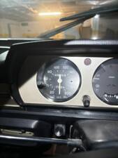 Image 17/55 de Peugeot 504 GL (1979)