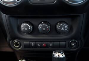 Immagine 20/31 di Jeep Wrangler 2.8 CRD (2014)