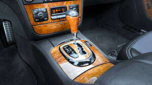Image 17/51 of Mercedes-Benz S 65 AMG L (2004)