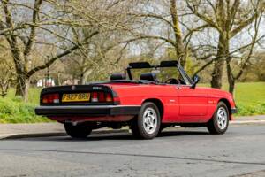Afbeelding 43/50 van Alfa Romeo 2.0 Spider (1989)