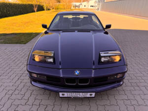 Image 29/69 of BMW 850i (1993)