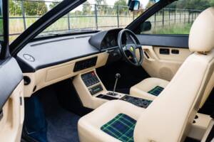 Imagen 28/58 de Ferrari Mondial T (1990)