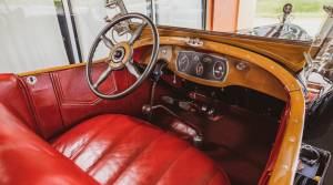 Image 33/50 of Packard Six Model 526 (1928)