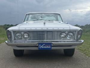 Image 6/22 of Plymouth Sport Fury (1963)