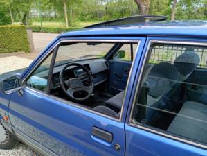 Image 7/23 de Ford Fiesta 1.1 (1988)