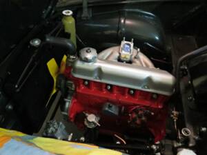 Image 14/50 of Volvo 1800 S (1968)