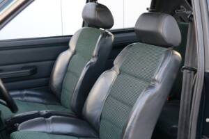 Bild 19/50 von Peugeot 205 GTi 1.9 (1991)