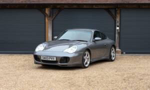 Bild 1/50 von Porsche 911 Carrera 4S (2003)