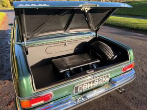 Bild 4/37 von Mercedes-Benz 280 SE 3,5 (1972)