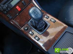 Imagen 11/37 de Mercedes-Benz 300 SL-24 (1992)