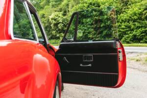 Image 26/50 of MG MGB GT V8 (1977)