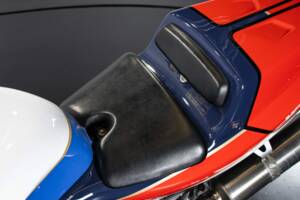 Immagine 34/48 di Honda VFR 750R RC 30 (1988)