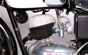 Image 40/68 of Mondial 160 Sport Lusso (1954)