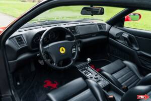Bild 30/53 von Ferrari F 355 Berlinetta (1996)