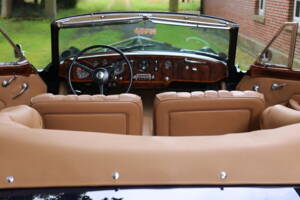 Afbeelding 40/47 van Bentley S1 DHC Park Ward (1956)