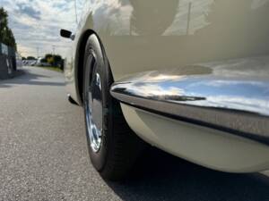 Image 12/30 of Volkswagen Karmann Ghia 1600 (1973)