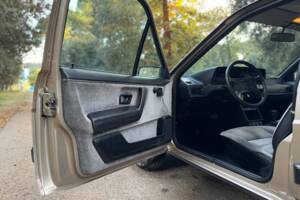 Image 56/57 of Volkswagen Passat 2.0 (1987)