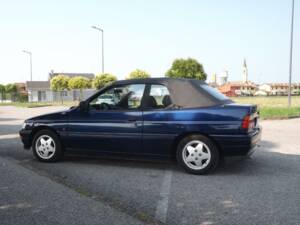 Imagen 3/50 de Ford Escort 1.8 16v (1992)