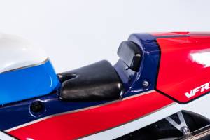 Bild 15/48 von Honda DUMMY (1988)