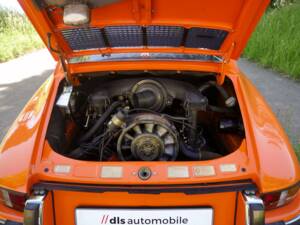 Image 40/50 de Porsche 911 2.4 S (1900)