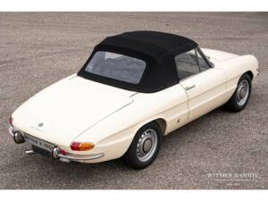 Image 14/24 de Alfa Romeo 1300 Spider Junior (1969)