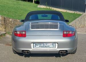 Image 8/11 de Porsche 911 Carrera 4S (2006)