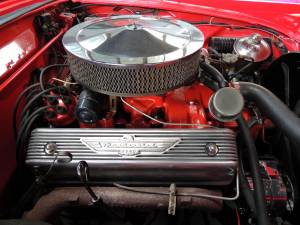 Image 15/16 of Ford Thunderbird (1955)