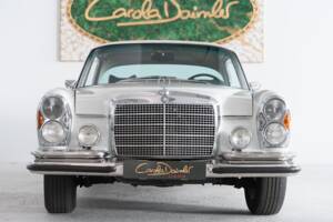 Bild 17/39 von Mercedes-Benz 280 SE 3,5 (1970)