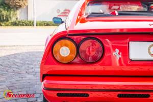 Image 12/49 of Ferrari 208 GTS Turbo (1989)