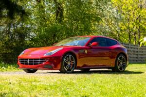 Bild 11/50 von Ferrari FF (2012)