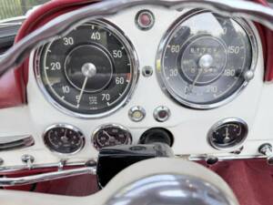 Imagen 47/50 de Mercedes-Benz 190 SL (1959)